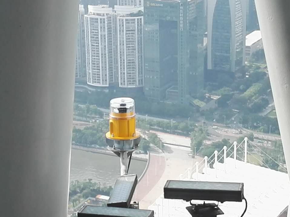 中光強B型航空障礙燈 中光強B型航空障礙燈