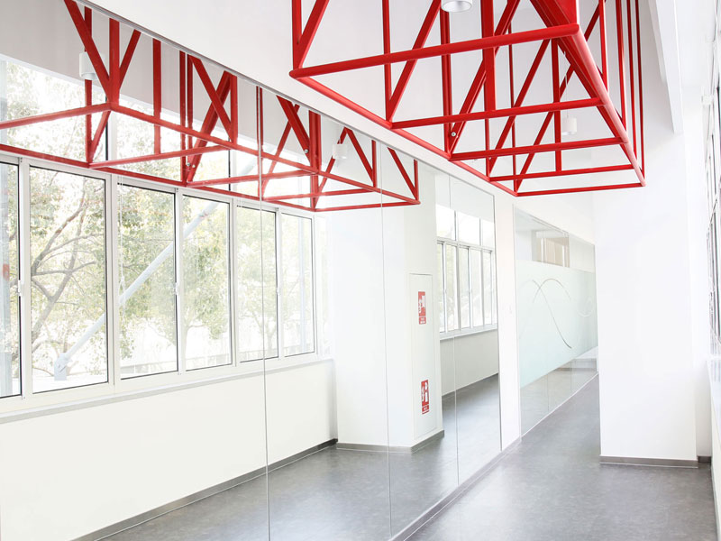 南華機電工作環境圖